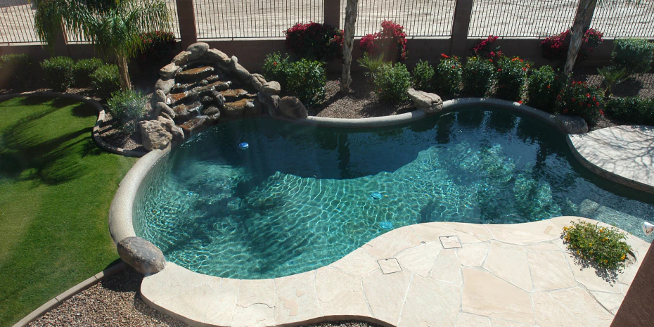 custom pool design and hardscaping work